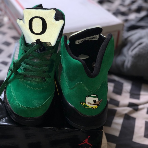 Jordan 5s Oregon Ducks - Picture 6 of 17